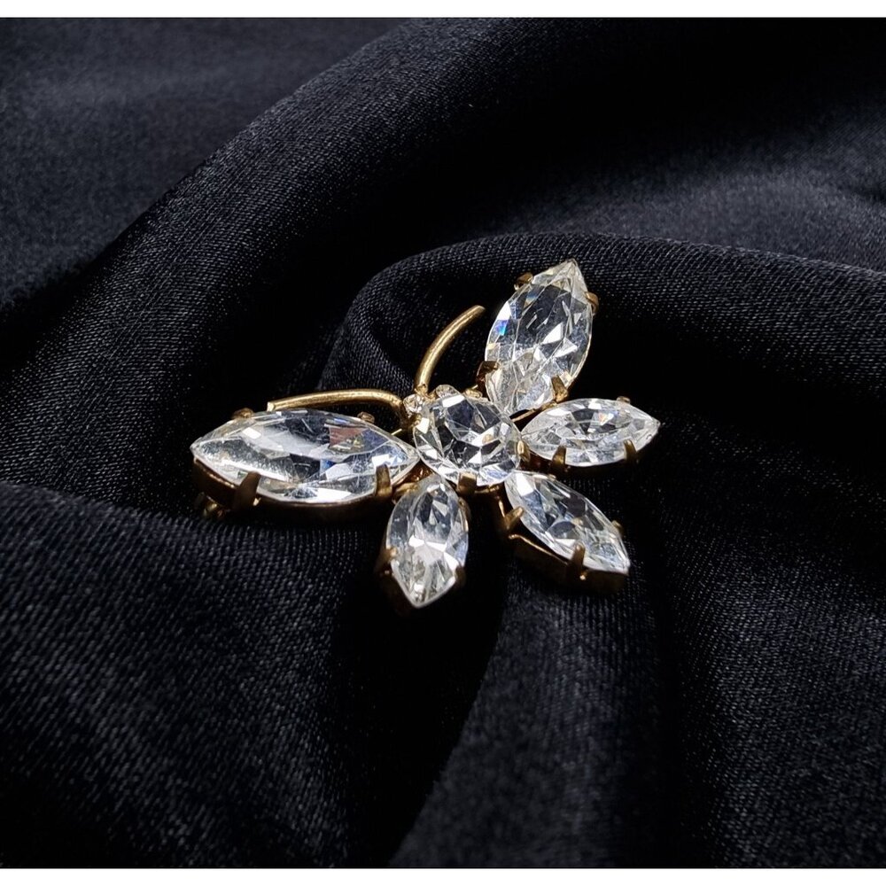 Vintage 1950s Austria Rhinestone Butterfly Brooch Pin Gold-Tone Unsigned